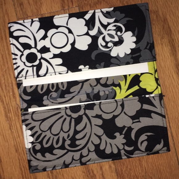 Vera Bradley 3 piece set - Picture 3 of 8